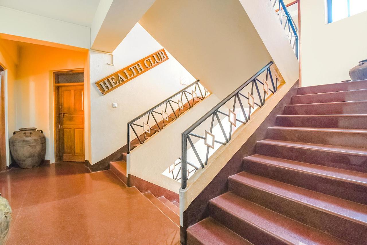 Fabhotel Prime Tanjo Highland With Pool - 500M From Calangute Beach Candolim Exterior photo